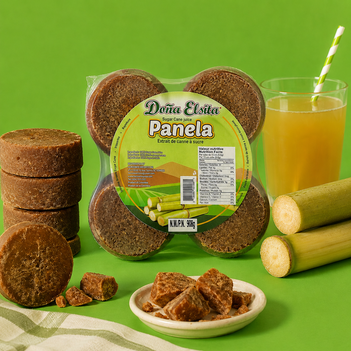 Doña Elisita panela with sugar cane and prepared drink